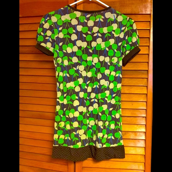 🍀 Medium (One Clothing) Top 🍀 - Picture 2 of 2